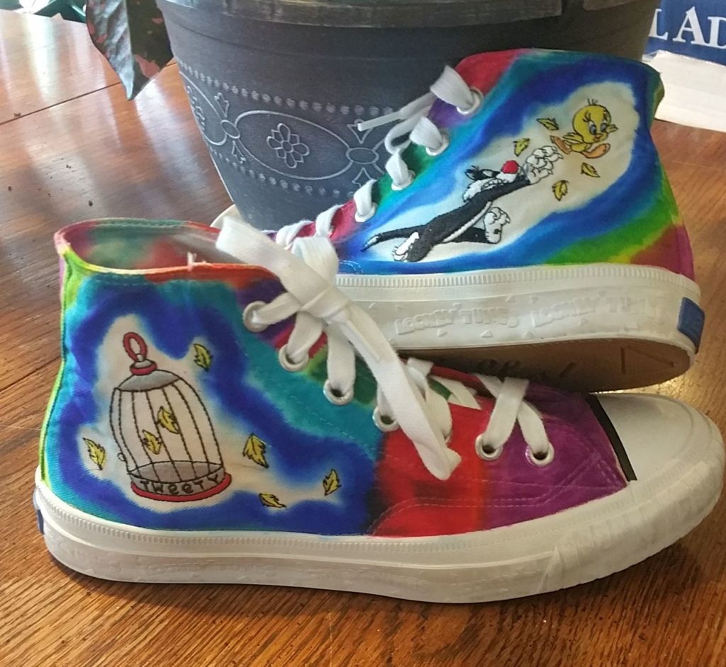Tie Dye Canvas Shoes with Sharpies! - cjacks